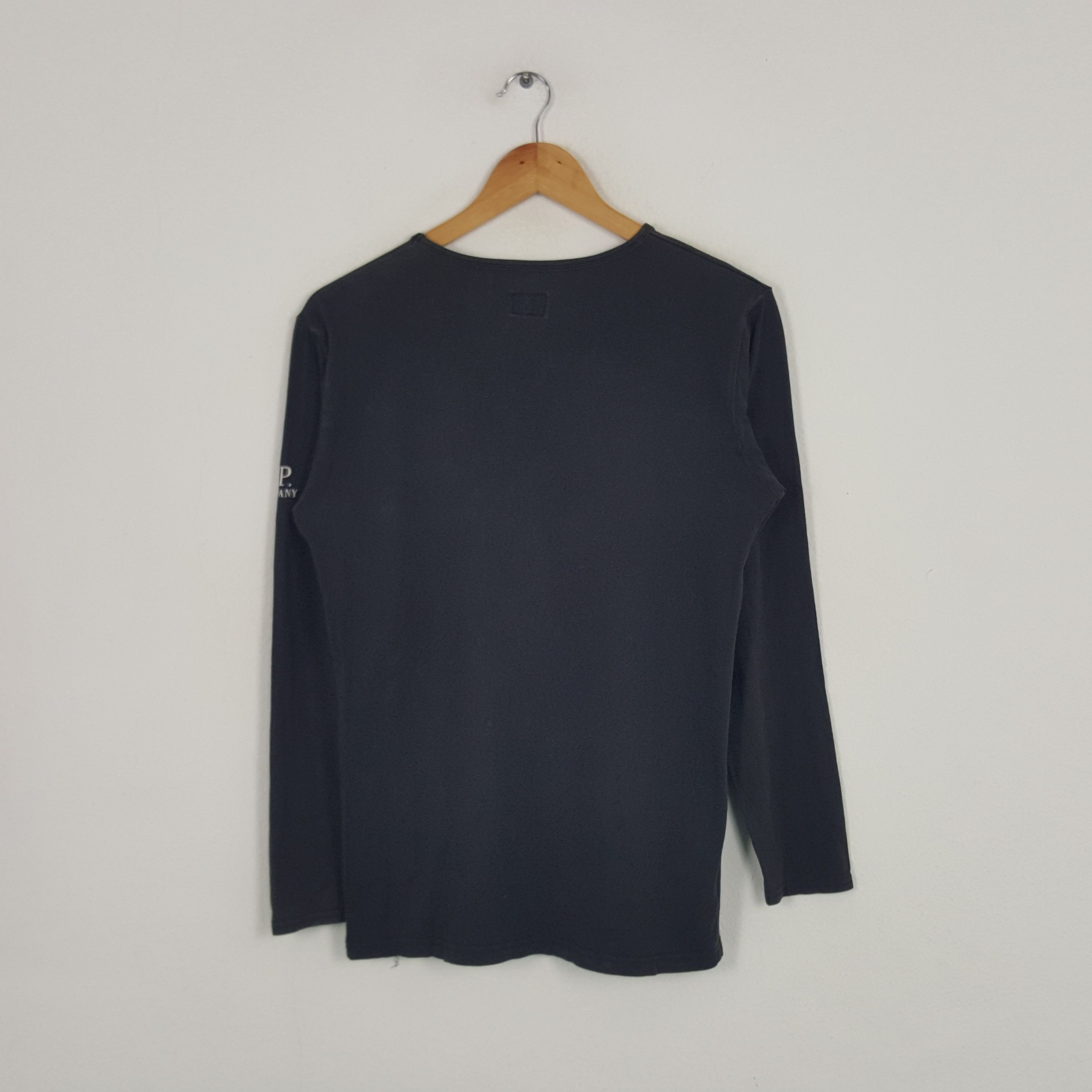 C.P. Company × Vintage Vintage C.P. Company Italian Brand Tshirt Size US S / EU 44-46 / 1 - 3 Thumbnail