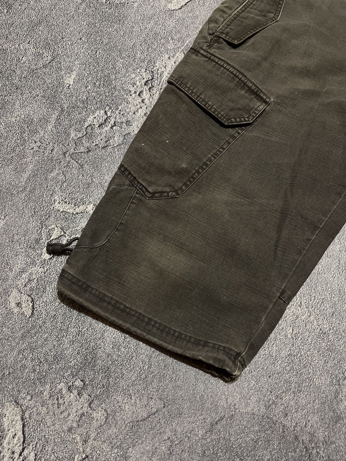 Japanese Brand × Vintage Vintage Y2K Nike Cargo Long Shorts Japanese Style Size US 34 / EU 50 - 4 Thumbnail