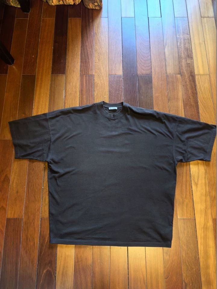 Balenciaga Balenciaga T-shirt Size US S / EU 44-46 / 1 - 2 Thumbnail