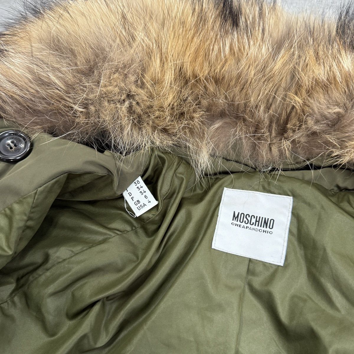Moschino Moschino Cheap and Chic Women Fur Coat Jacket Size 34 / US 4 Size XS / US 0-2 / IT 36-38 - 14 Thumbnail