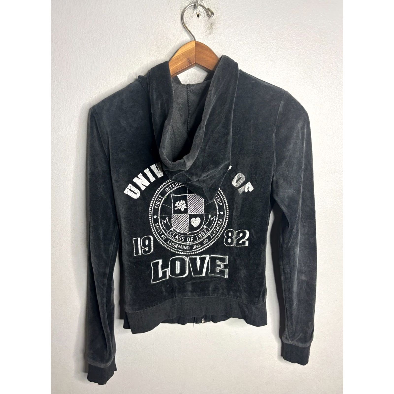Victoria's Secret Victoria's Secret VTG Velour Hoodie - Black, S - Full Zip, Hooded, Pockets, Logo, Zip - Love Theme, Vintage Ladies Hoodie XS? Size S / US 4 / IT 40 - 3 Thumbnail