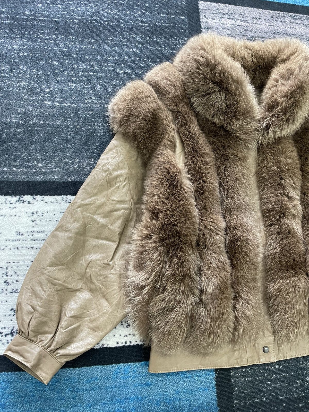 Vintage VINTAGE REAL FUR NICE LEATHER JACKET Size US M / EU 48-50 / 2 - 4 Thumbnail