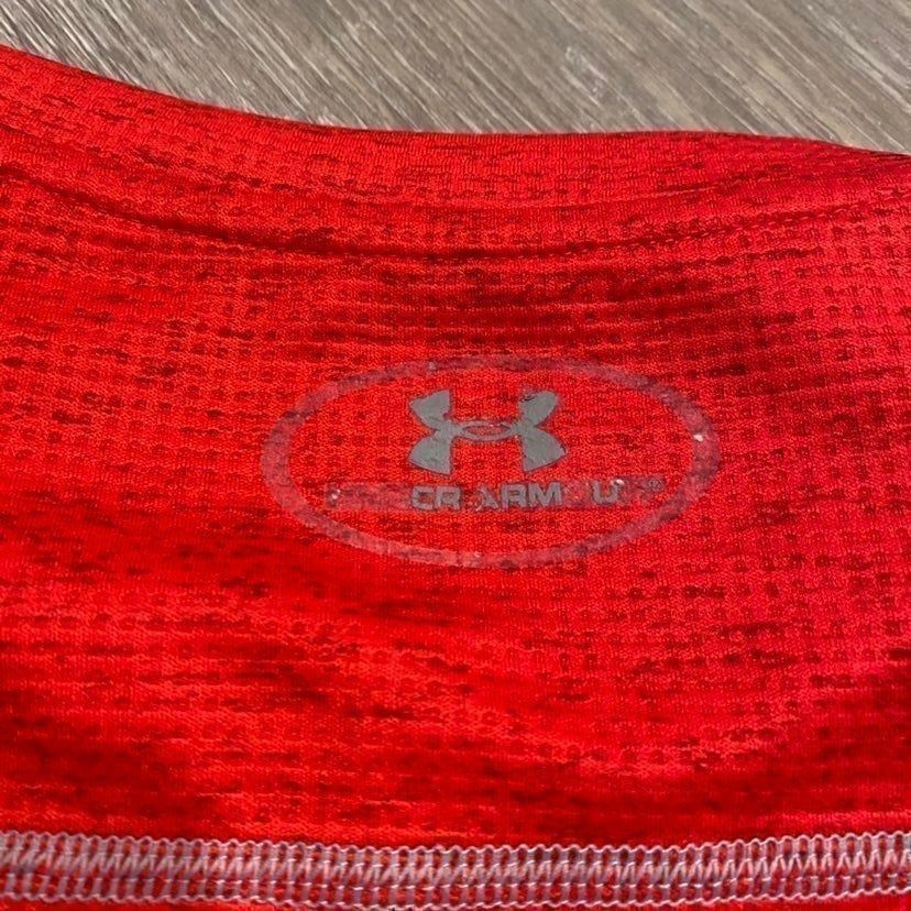 Under Armour Under Armour Red Athletic Long Sleeve Shirt Men Large Bin J- Size US L / EU 52-54 / 3 - 4 Thumbnail
