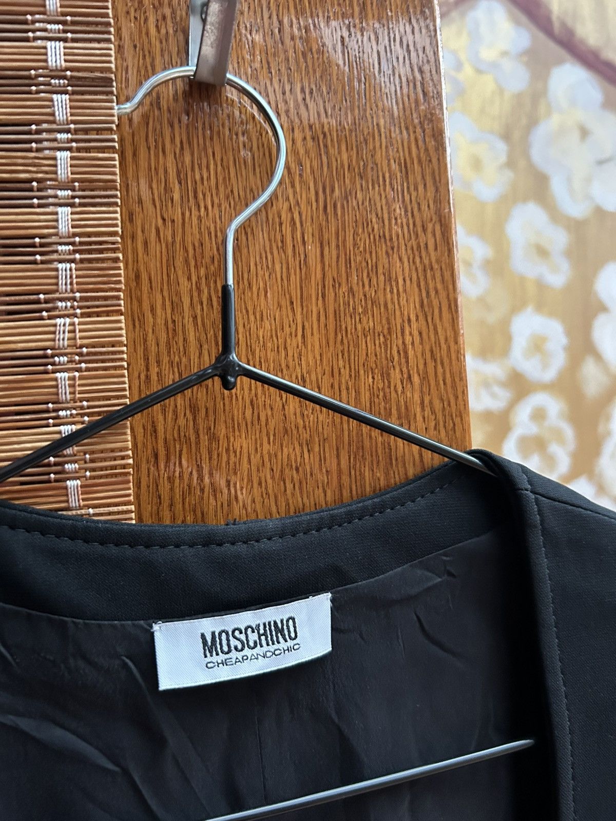 Moschino × Vintage Vintage Moschino Cheap and Chic Side Zip Short Sleeve Dress Size S / US 4 / IT 40 - 7 Thumbnail