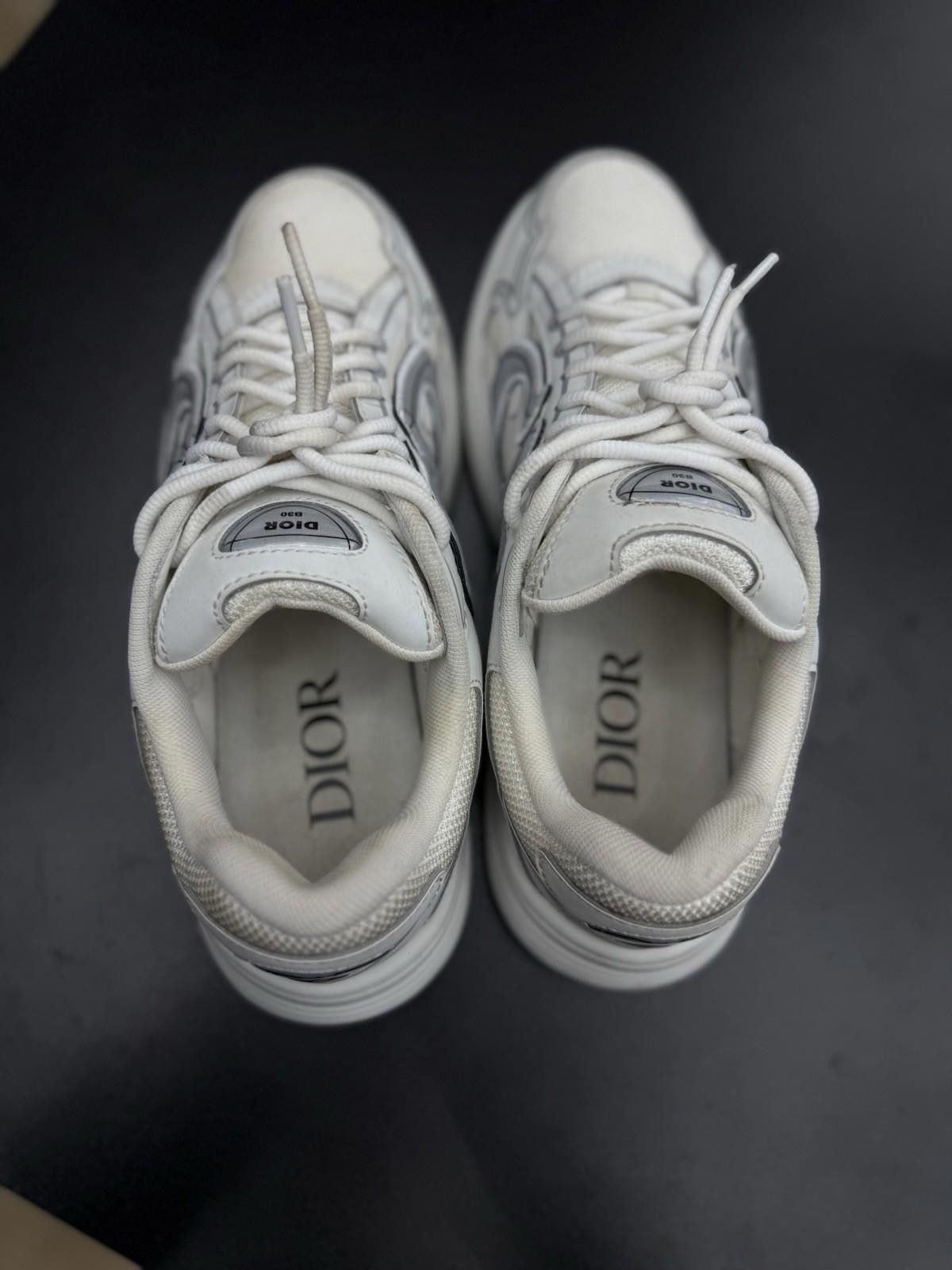 Dior Dior B30 White Reflective Silver Size 40EU/7US $1200 Retail Size US 7 / EU 40 - 9 Thumbnail