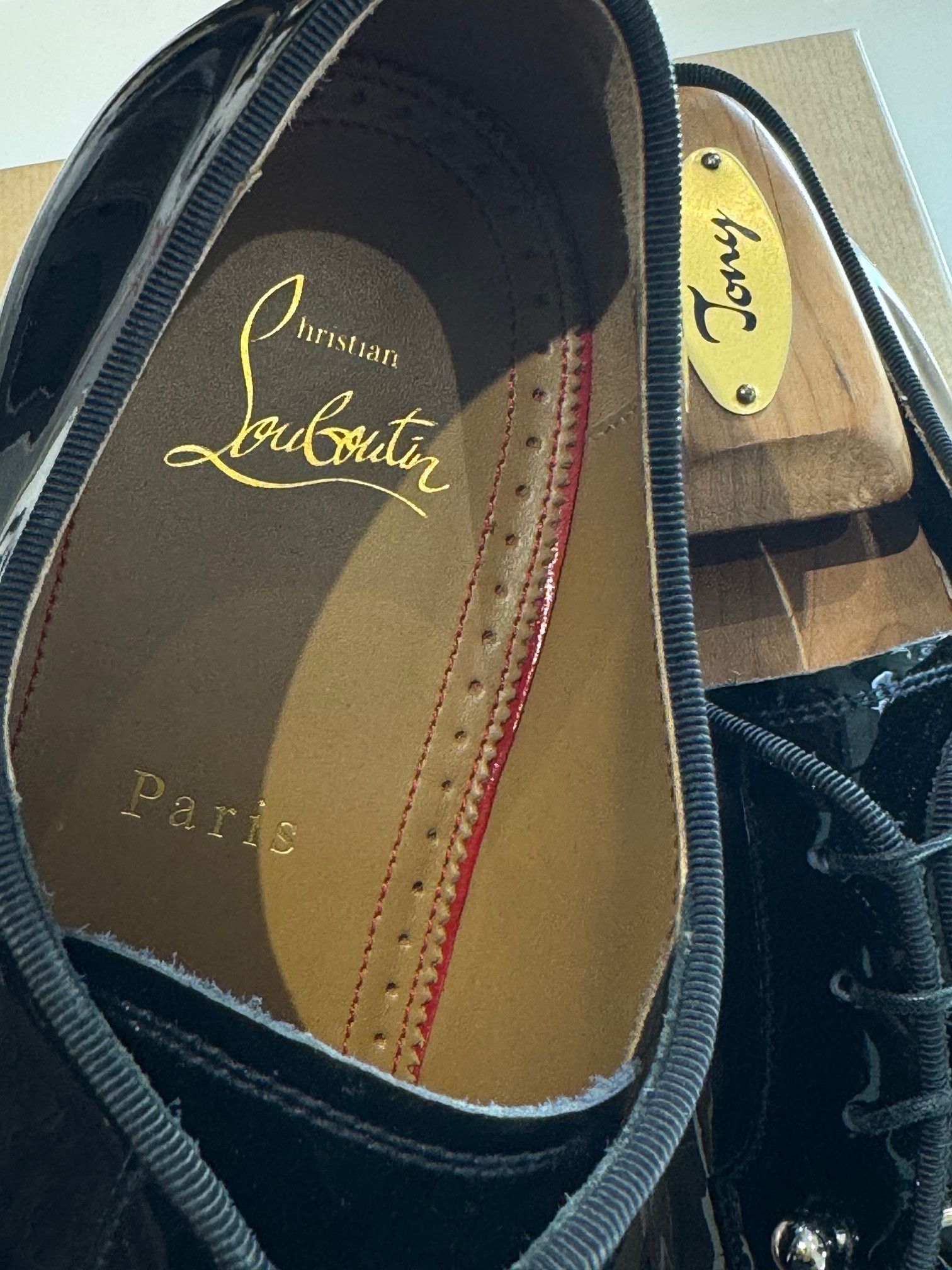 Christian Louboutin Christian Louboutin Chambeliss Flat – Patent Leather Size US 8 / EU 41 - 9 Thumbnail