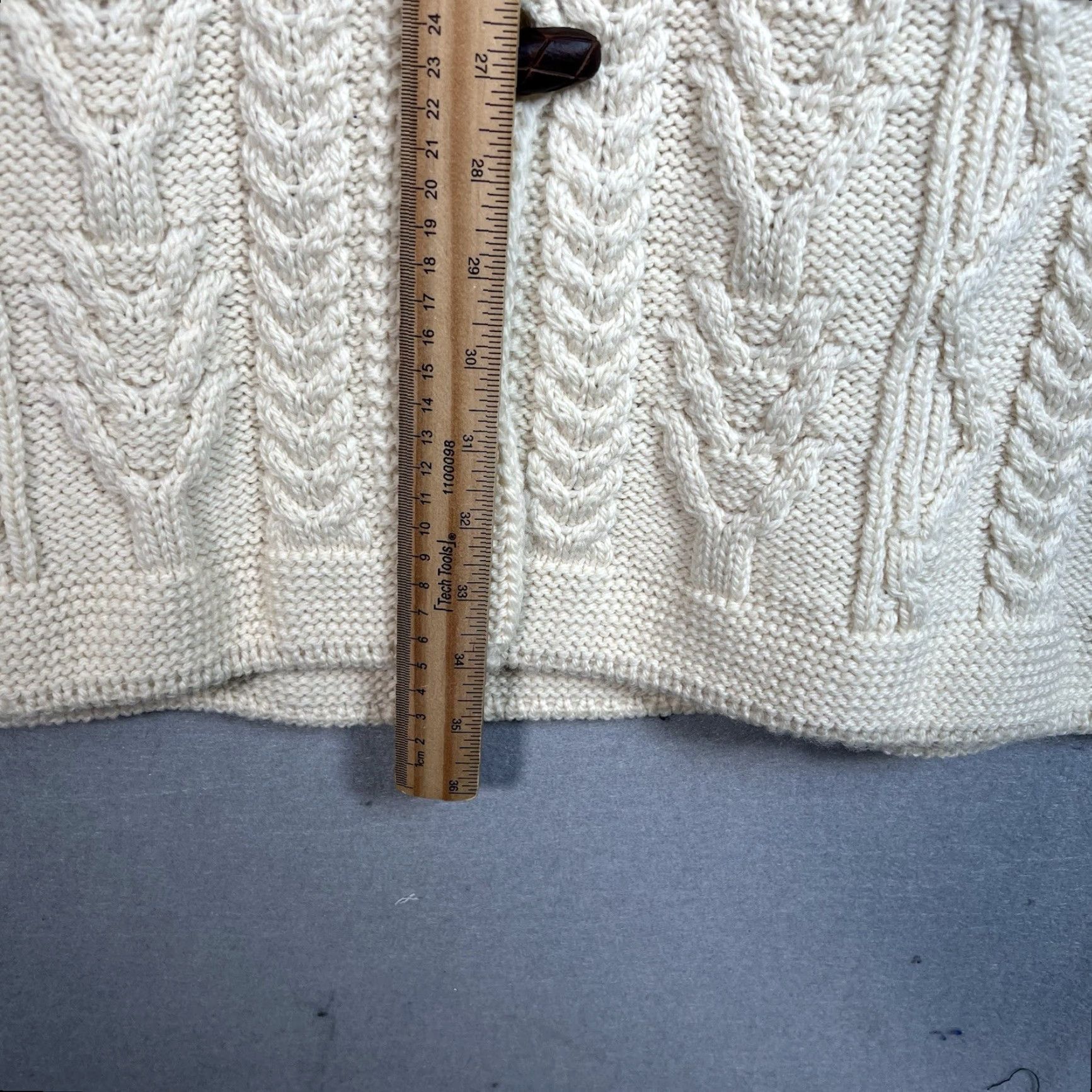 Vintage VINTAGE Aran Crafts Merino Wool Cable Knit Cardigan 2XL Cream Womens Size XXL / US 16-18 / IT 52-54 - 4 Thumbnail