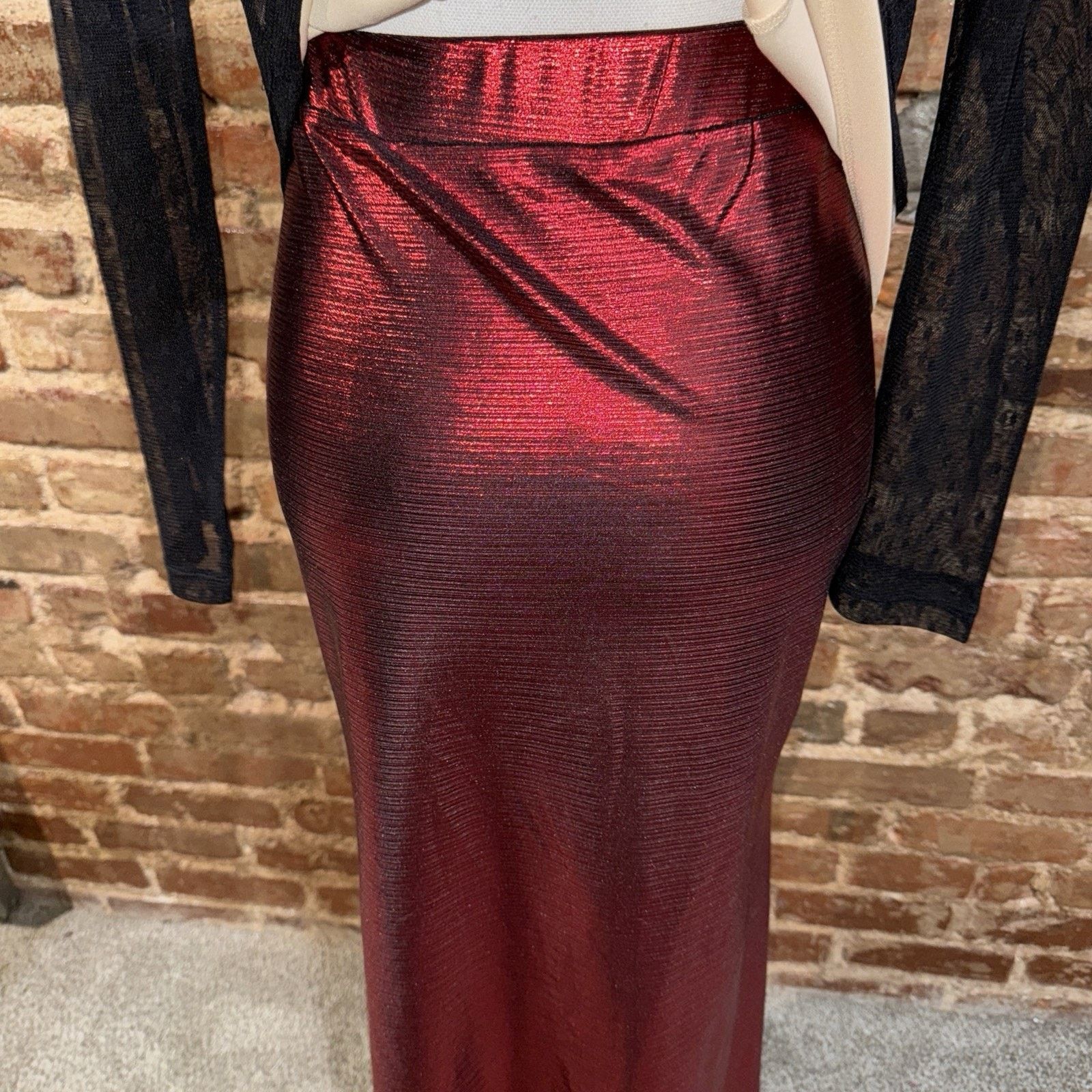 Shein SHEIN Red Black Shimmery Long Skirt Holiday Party Sz S goth Size 28" / US 6 / IT 42 - 5 Thumbnail