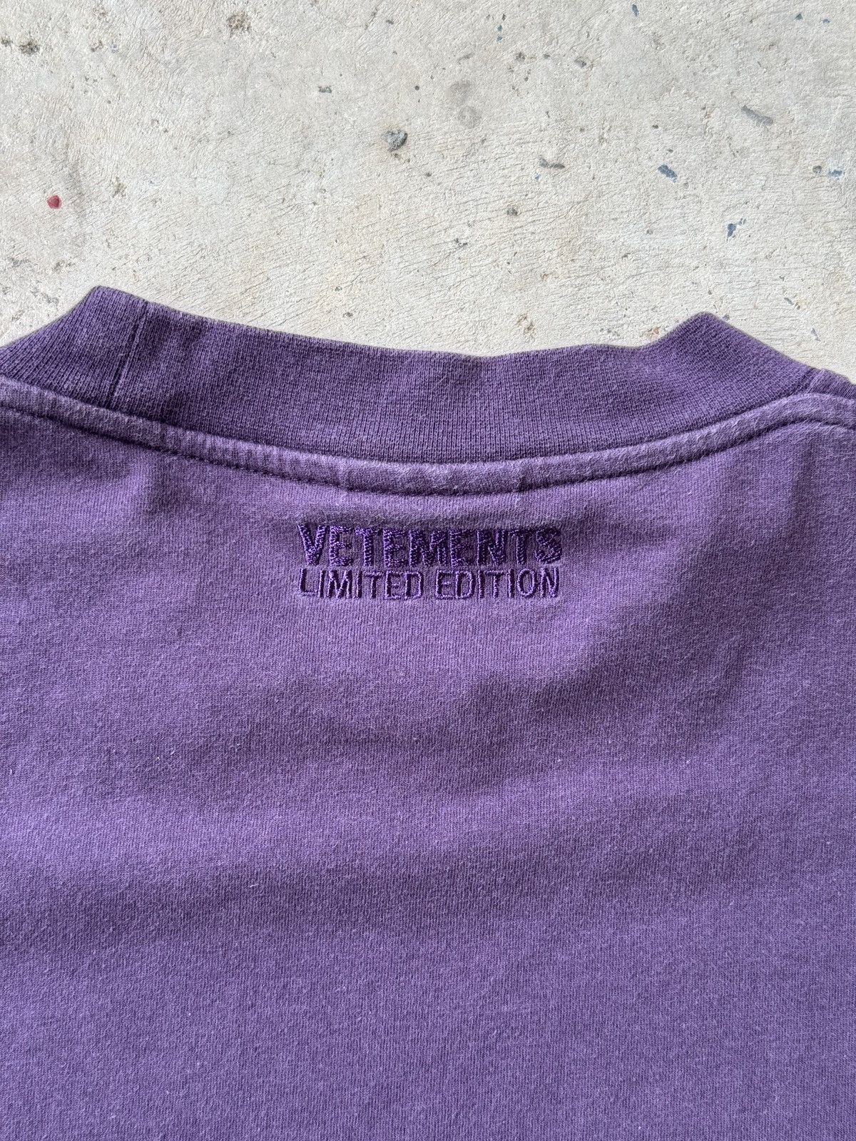 Vetements *RARE* VETEMENTS PARIS GVASALIA STRANGER THINGS NETFLIX TEE Size US S / EU 44-46 / 1 - 14 Thumbnail