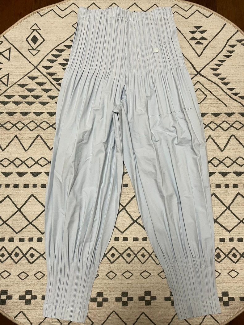 Issey Miyake Issey Miyake Grey puff pants Size 25" / US 0 / IT 36 - 2 Thumbnail
