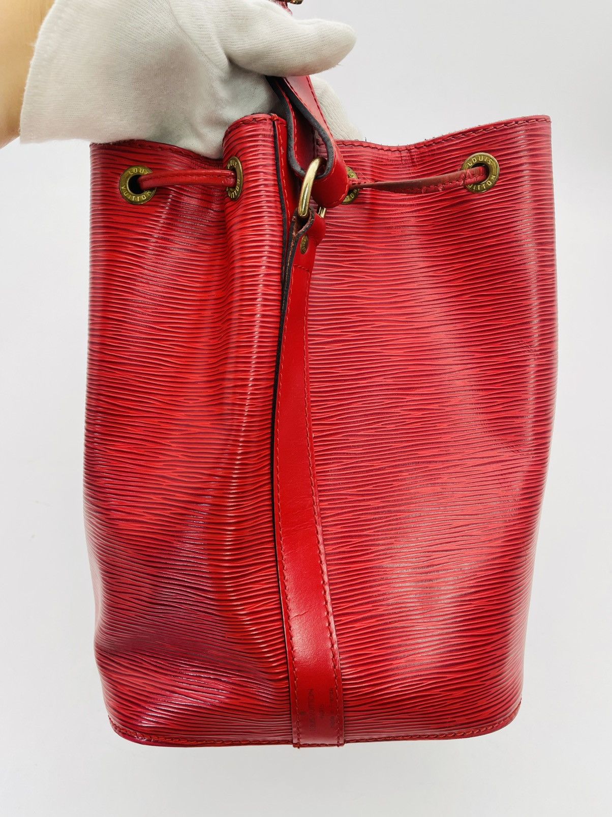Louis Vuitton Epi Leather Red Shoulder bag Size ONE SIZE - 3 Thumbnail