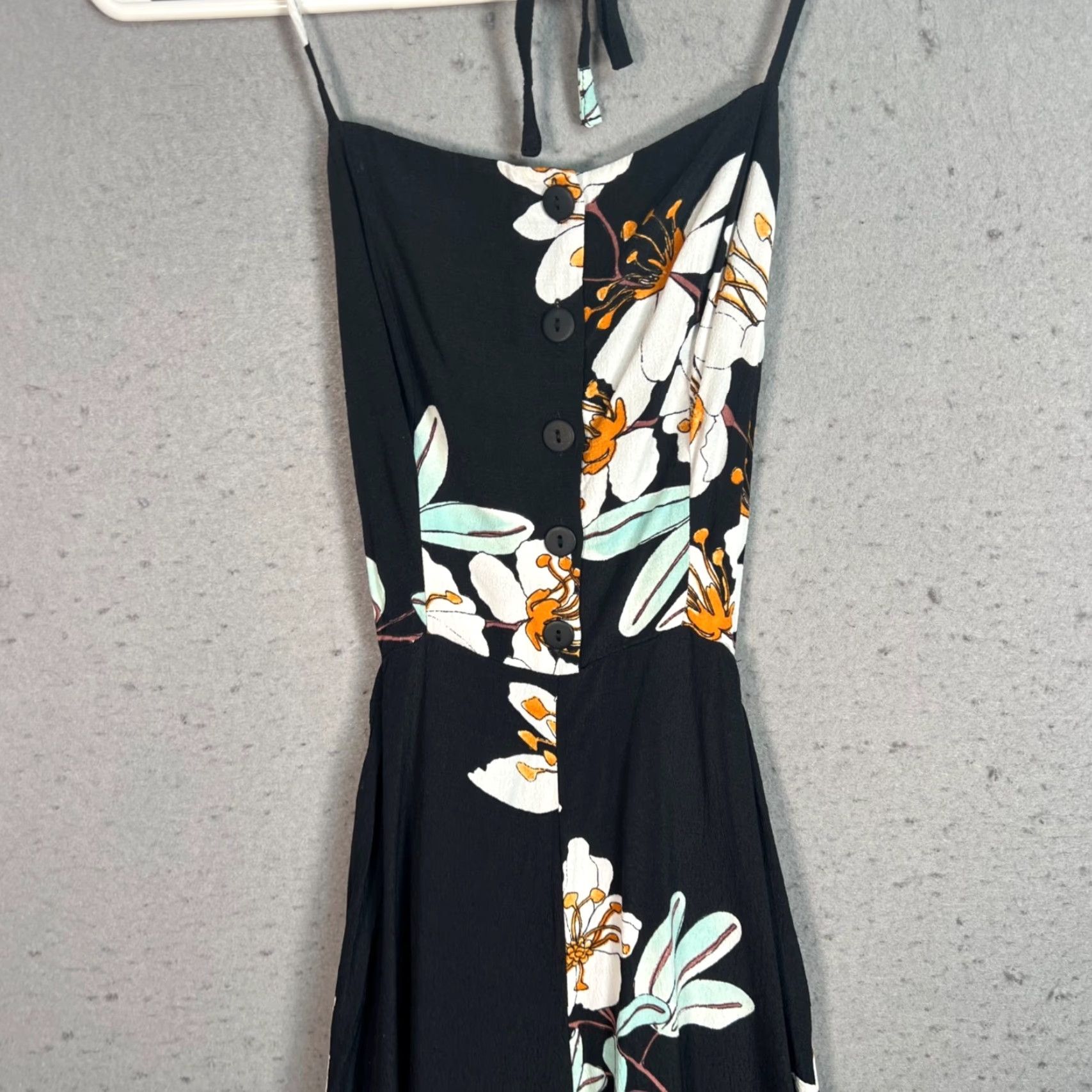 Vintage Kimchi Blue Floral Print Wide-Leg Jumpsuit With Button Front & Halter Tie Size 2 - Black, Women, One-Piece, Sleeveless, Casual, Spring Summer Fall Size 26" / US 2 / IT 38 - 6 Thumbnail