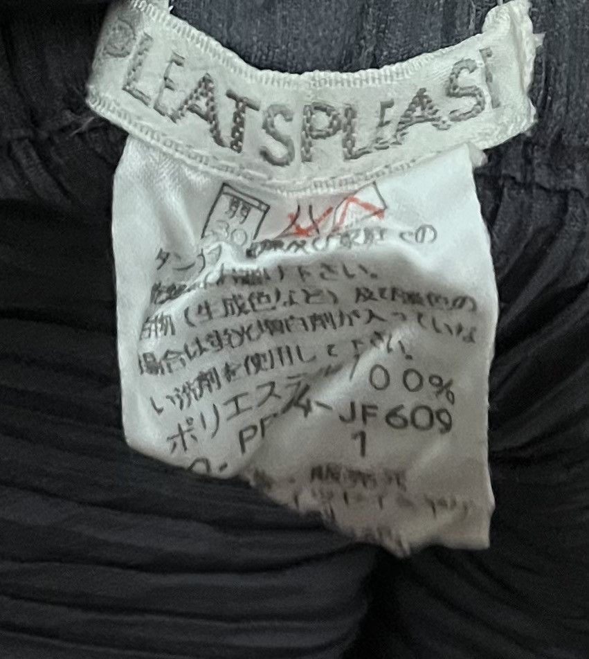 Issey Miyake Vintage issey miyake pleats please dark grey trousers Size 22" - 3 Thumbnail