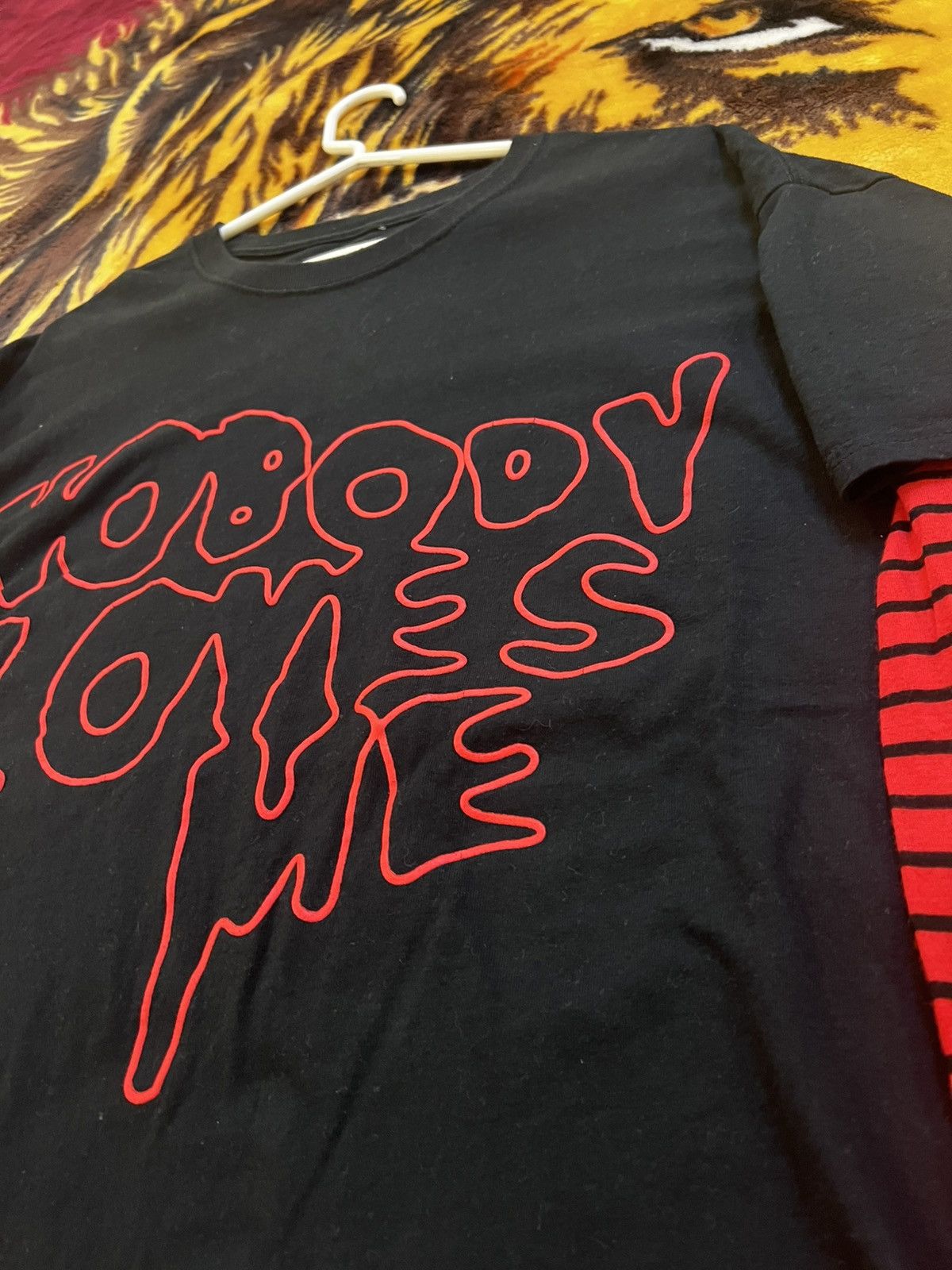 Rap Tees Yungblud “Nobody Loves Me” Grunge Style Tee Size US XL / EU 56 / 4 - 5 Thumbnail
