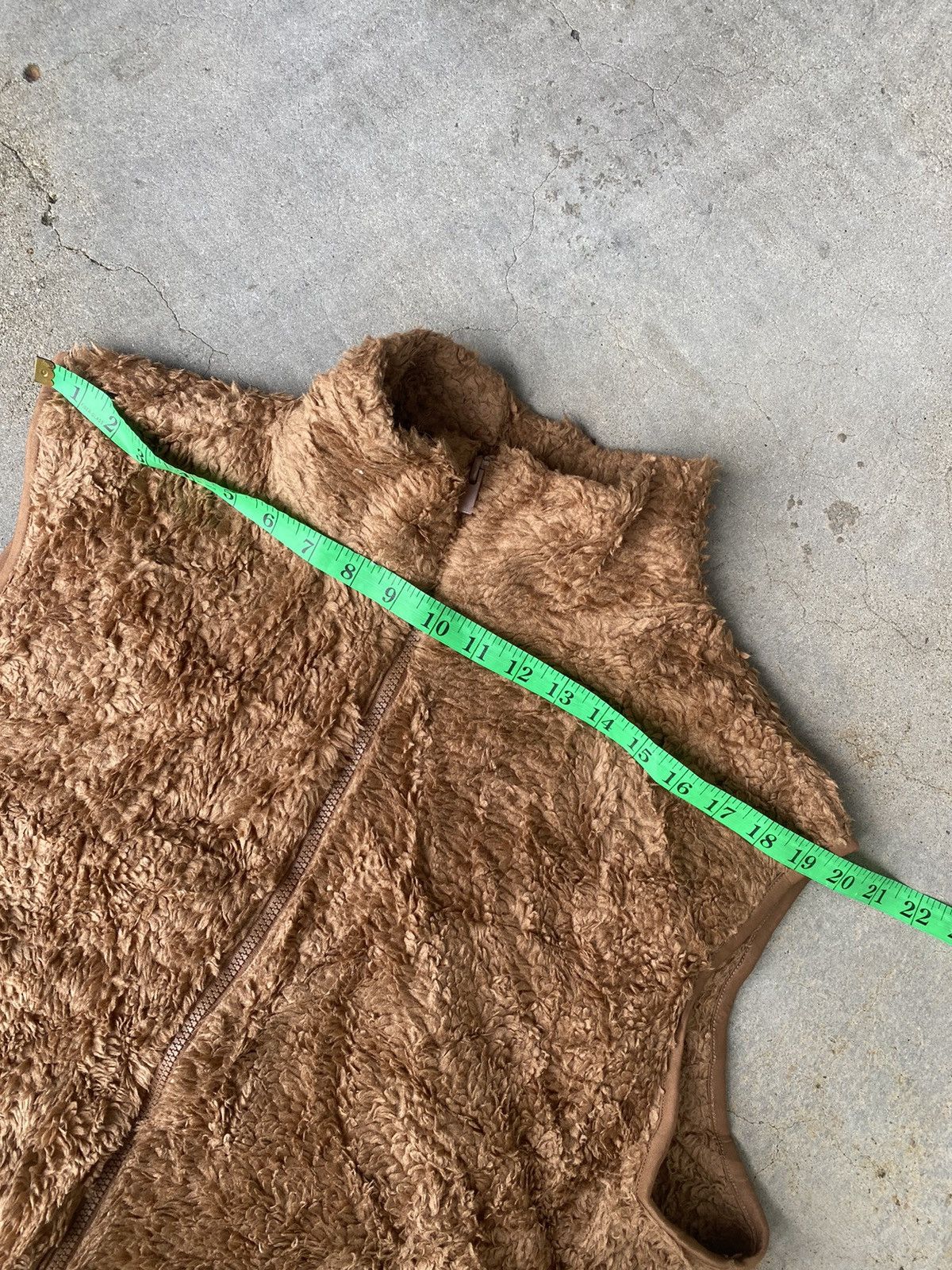 Uniqlo 🔥 Steals 🔥 Uniqlo Sherpa Vest Size 52R - 8 Thumbnail