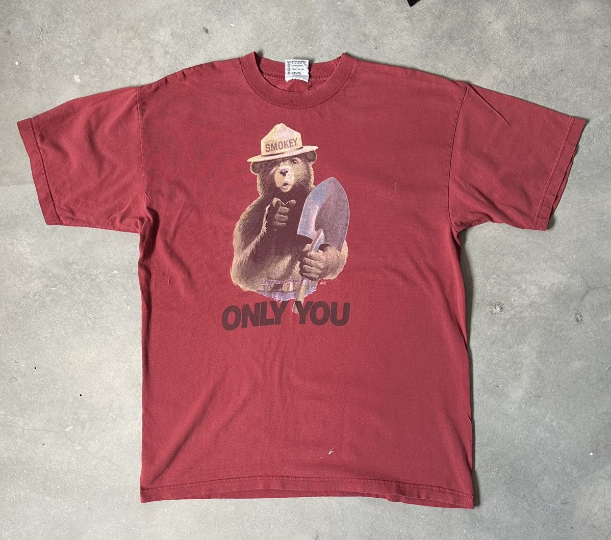 Vintage VINTAGE SMOKEY BEAR ONLY YOU TEE Size US L / EU 52-54 / 3 - 1 Thumbnail