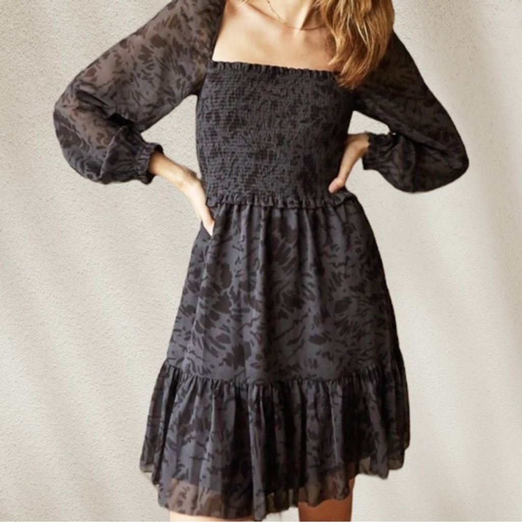 Aritzia Wilfred Aritzia Tempest Size Medium Off The Shoulder Dress Size M / US 6-8 / IT 42-44 - 1 Thumbnail