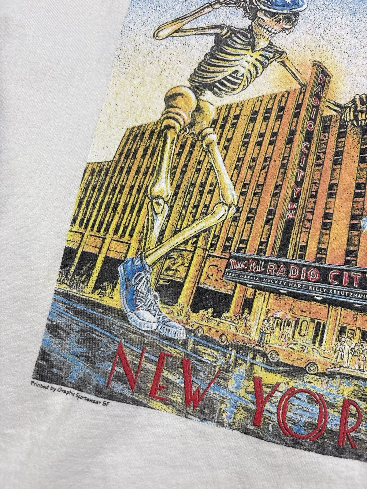 Band Tees Vintage 1995 Grateful Dead New York Radio City T-Shirt 90s Size US XL / EU 56 / 4 - 10 Thumbnail