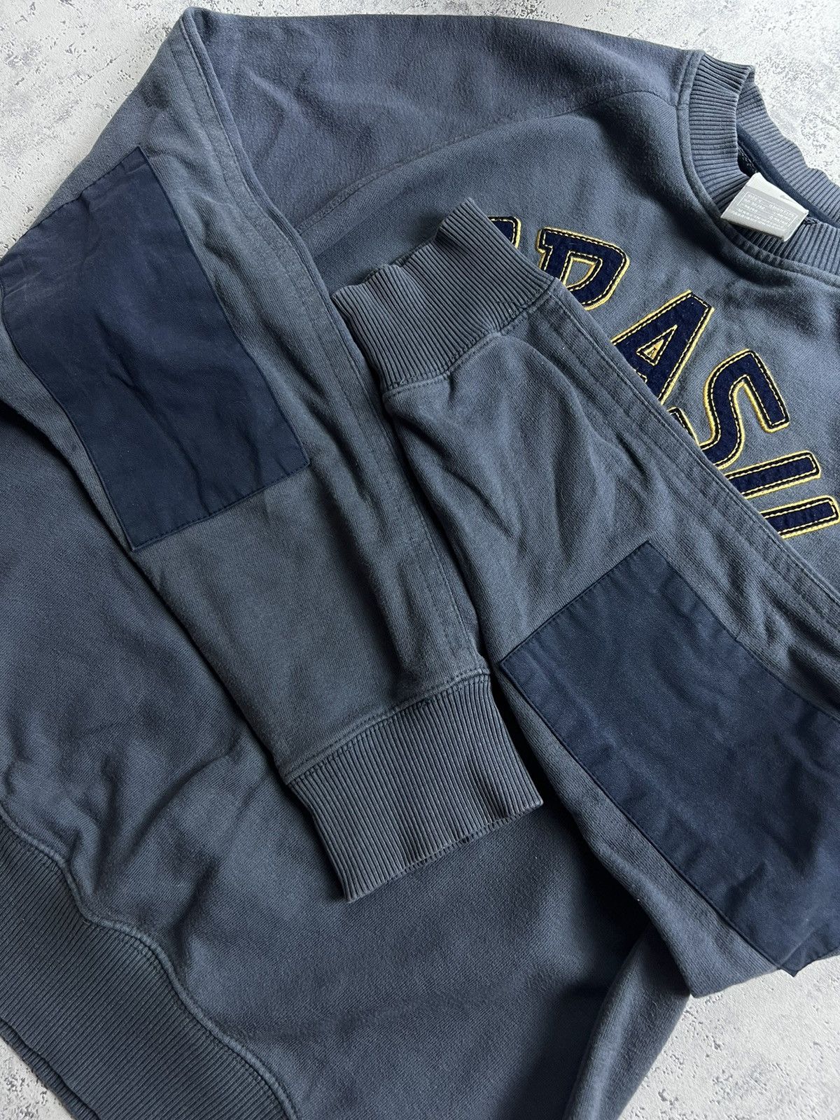 Nike 90s Nike Brasil Big Logo Vintage Y2K Retro Sweatshirt Size US S / EU 44-46 / 1 - 8 Thumbnail