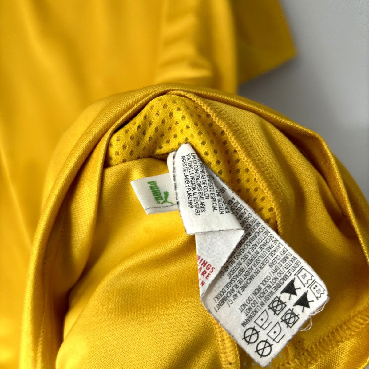 Puma × Vintage 2007 2008 AEK Athens Greece Puma Home Soccer Jersey Shirt EU Size US L / EU 52-54 / 3 - 7 Thumbnail