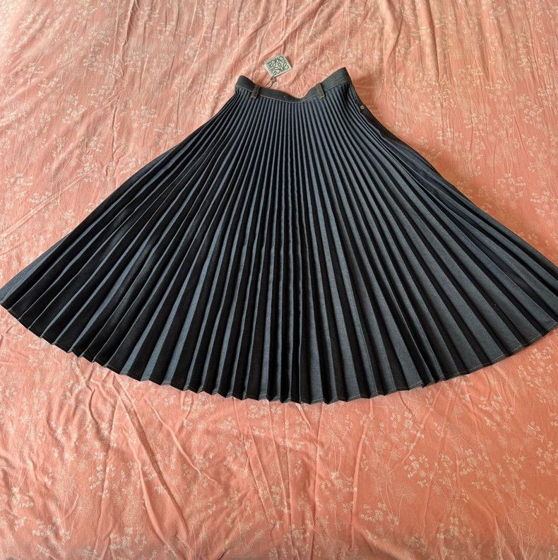 Loewe Loewe size S Denim pleated skirt Size 42" / US 20 - 7 Thumbnail