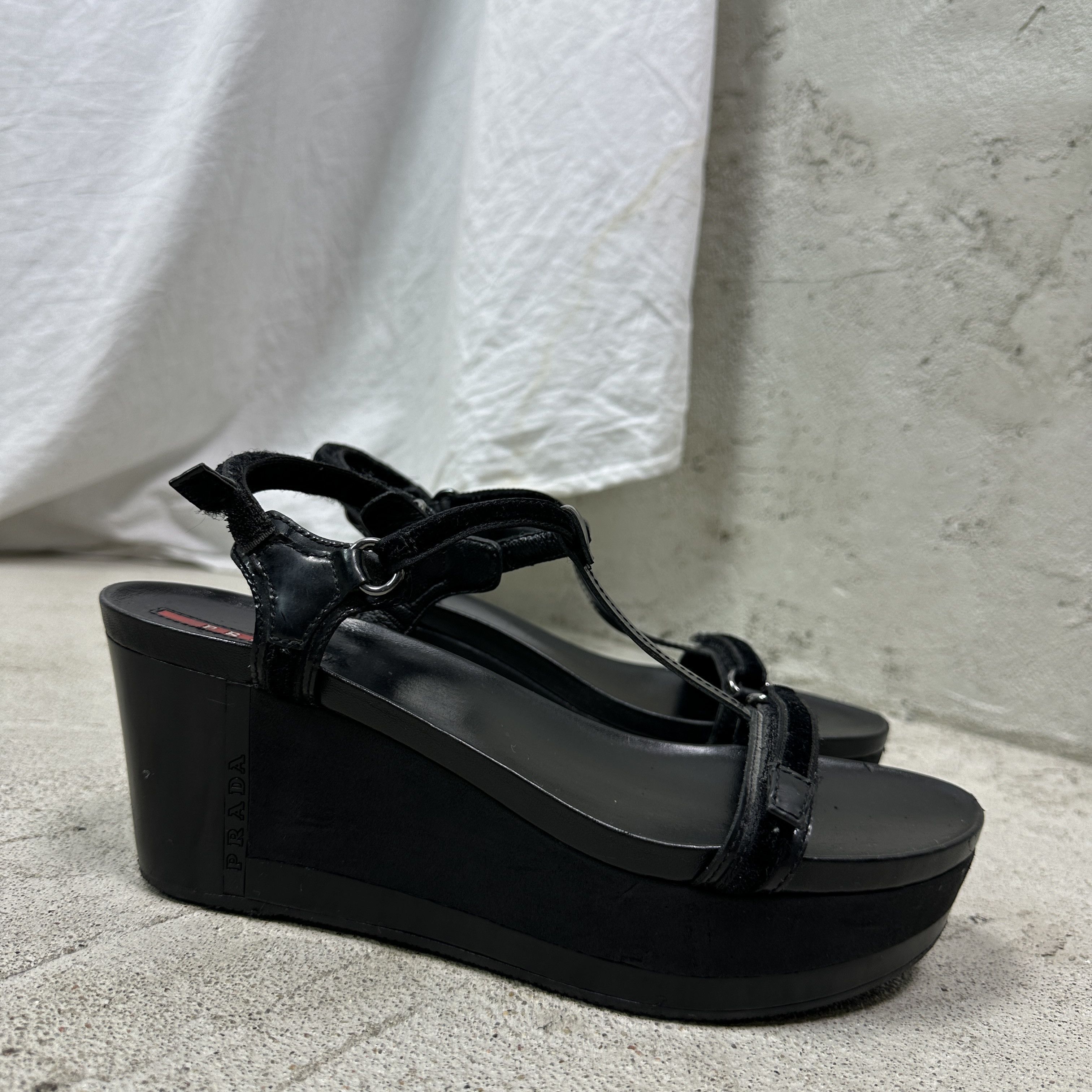 Prada Vintage Avant Garde Old Money Leather Prada Platforms Y2K Size US 9 / IT 39 - 10 Thumbnail