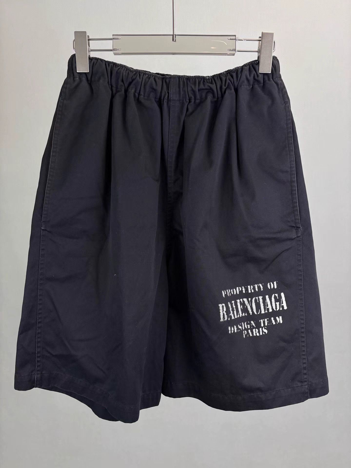 Balenciaga Balenciaga Logo Shorts Size US 30 / EU 46 - 1 Thumbnail