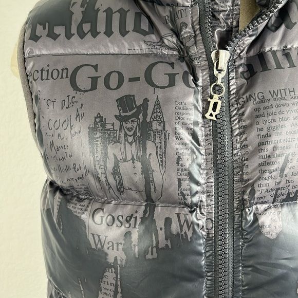John Galliano Gazette News Paper Down Vest Rare IT 50 Dual Z