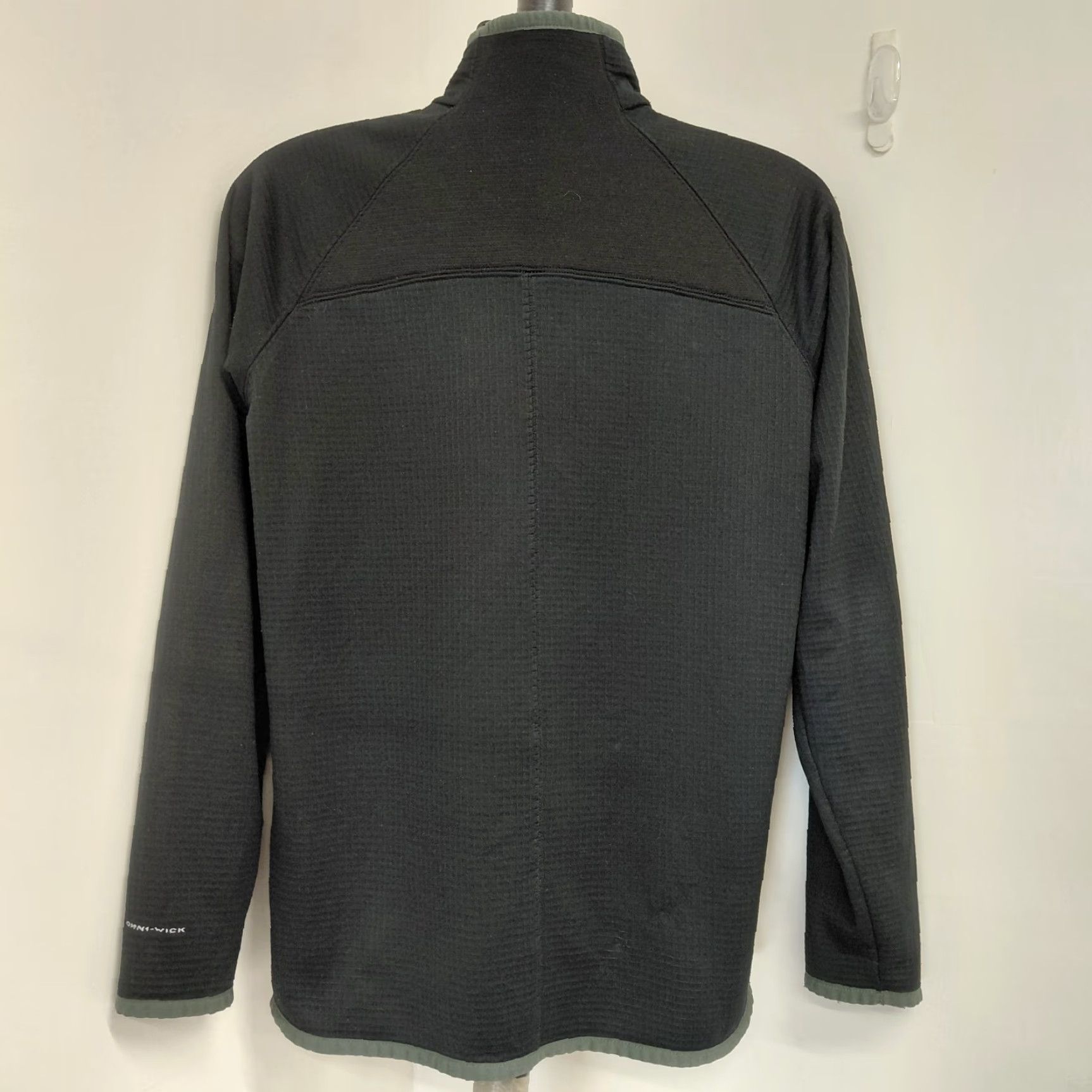 Vintage Columbia Sweater Men's Large Black Fleece Quarter Zip Omni-Wick Outdoors Casual Size US L / EU 52-54 / 3 - 5 Thumbnail
