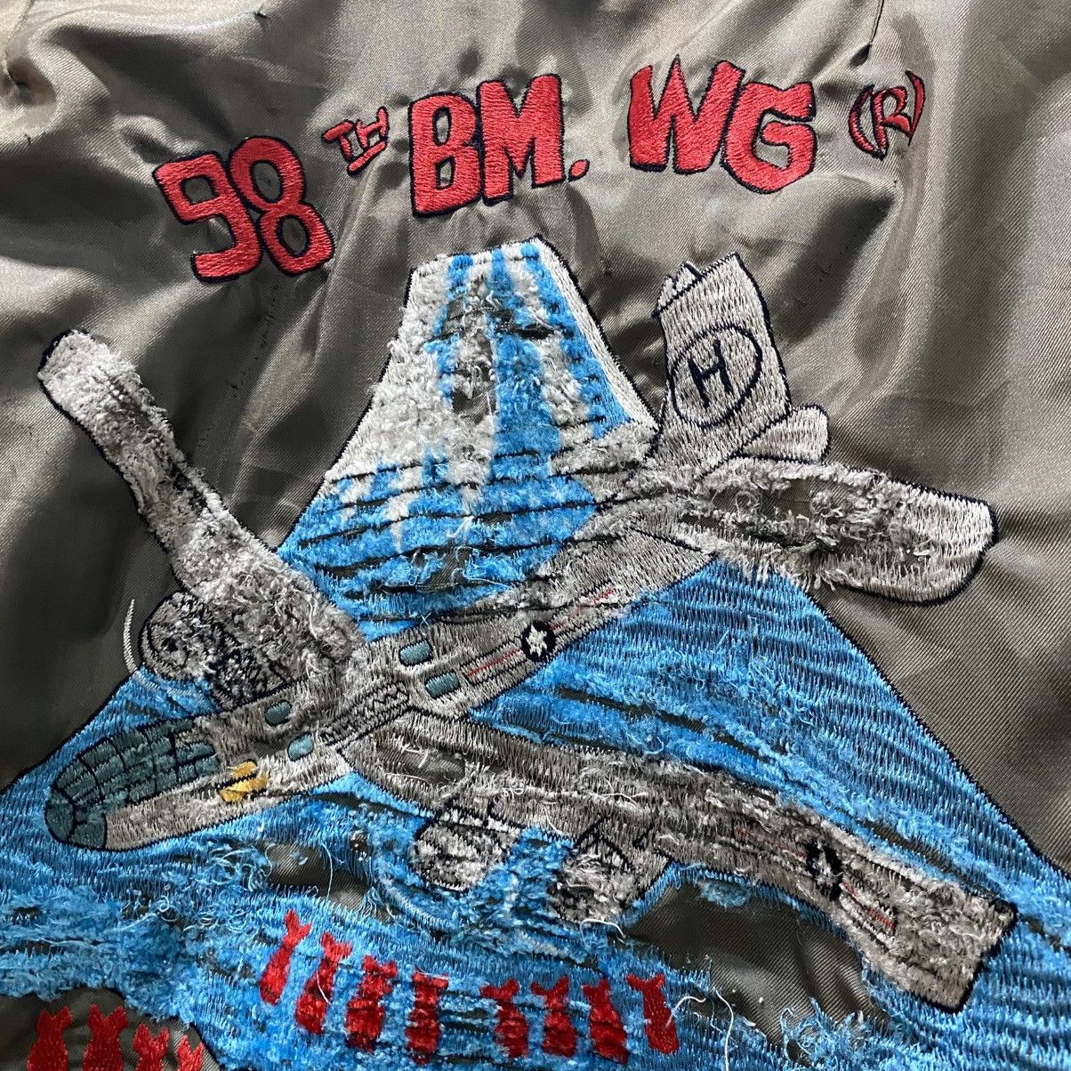Vintage Vintage 98th Bomb Wing 34th Bomb Squadron Bomber Jacket RARE Size US M / EU 48-50 / 2 - 5 Thumbnail