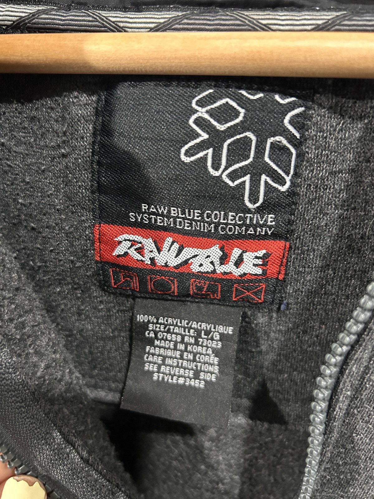 Vintage Y2K Raw Blue Collective System Dark Gray Embroidered Sweater Size US L / EU 52-54 / 3 - 3 Thumbnail