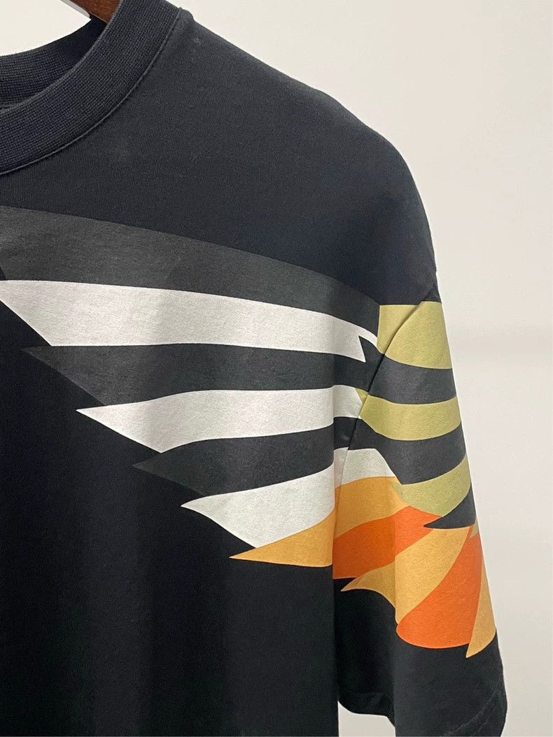 Givenchy Givenchy Wing Print Short Sleeve Size US XS / EU 42 / 0 - 4 Thumbnail