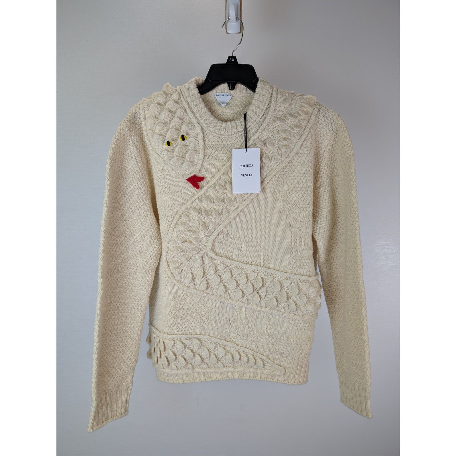 Bottega Veneta o1rshd1 Men Wear Wool Snake Knit Sweater in Dove Size US L / EU 52-54 / 3 - 1 Thumbnail