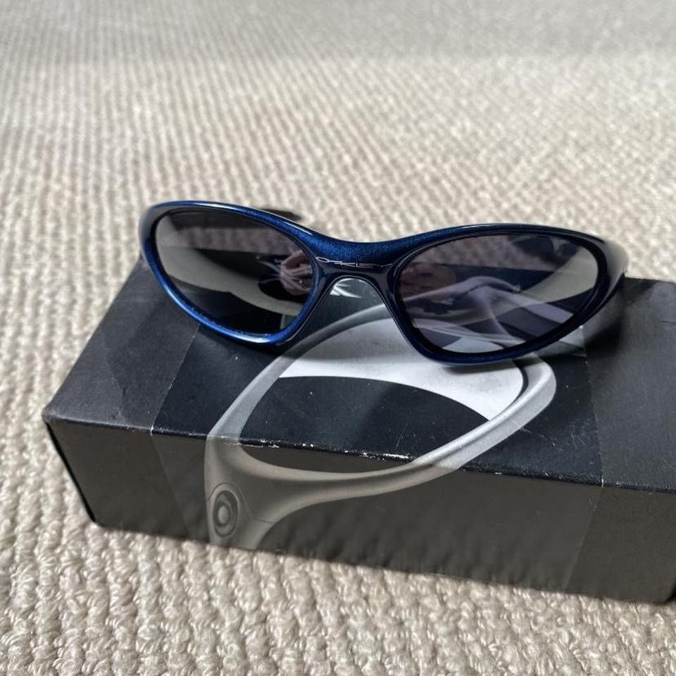 OAKLEY Minutes Blue×Black iridium 中古美品 廃盤モデル Oakley Minute Light Blue Black Iridium Sunglasses