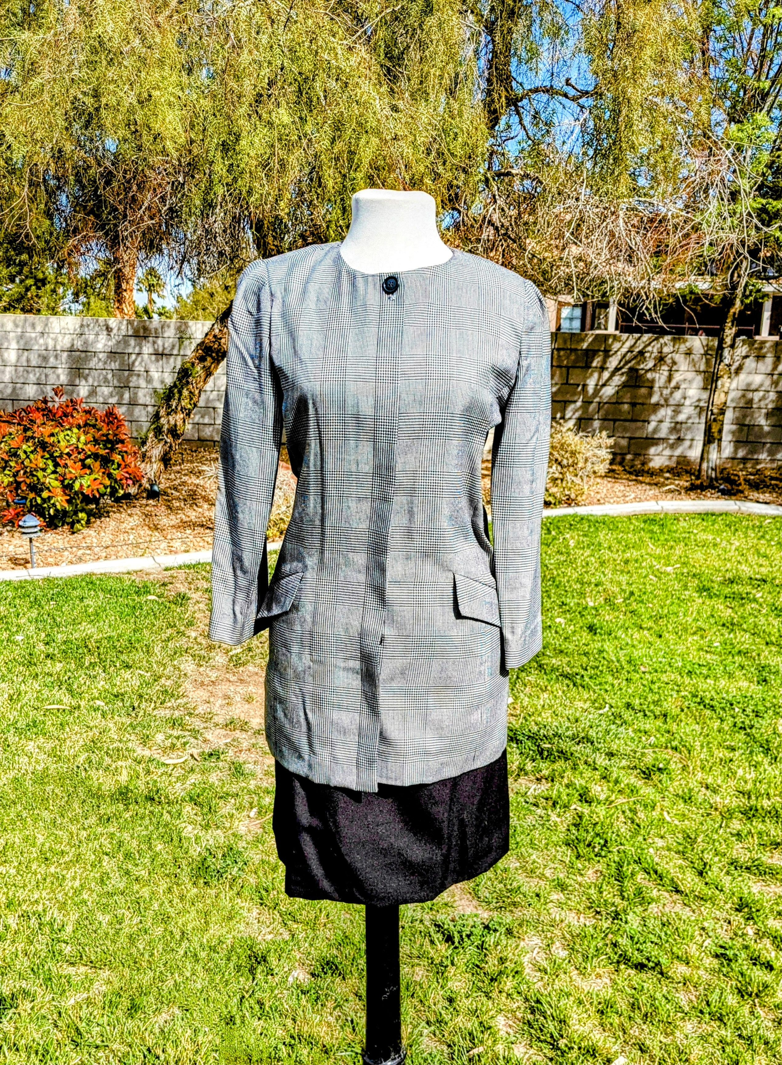 Vintage VTG Liz Claiborne Petites Houndstooth Coat+Maxi Skirt Suit Size M / US 6-8 / IT 42-44 - 1 Thumbnail