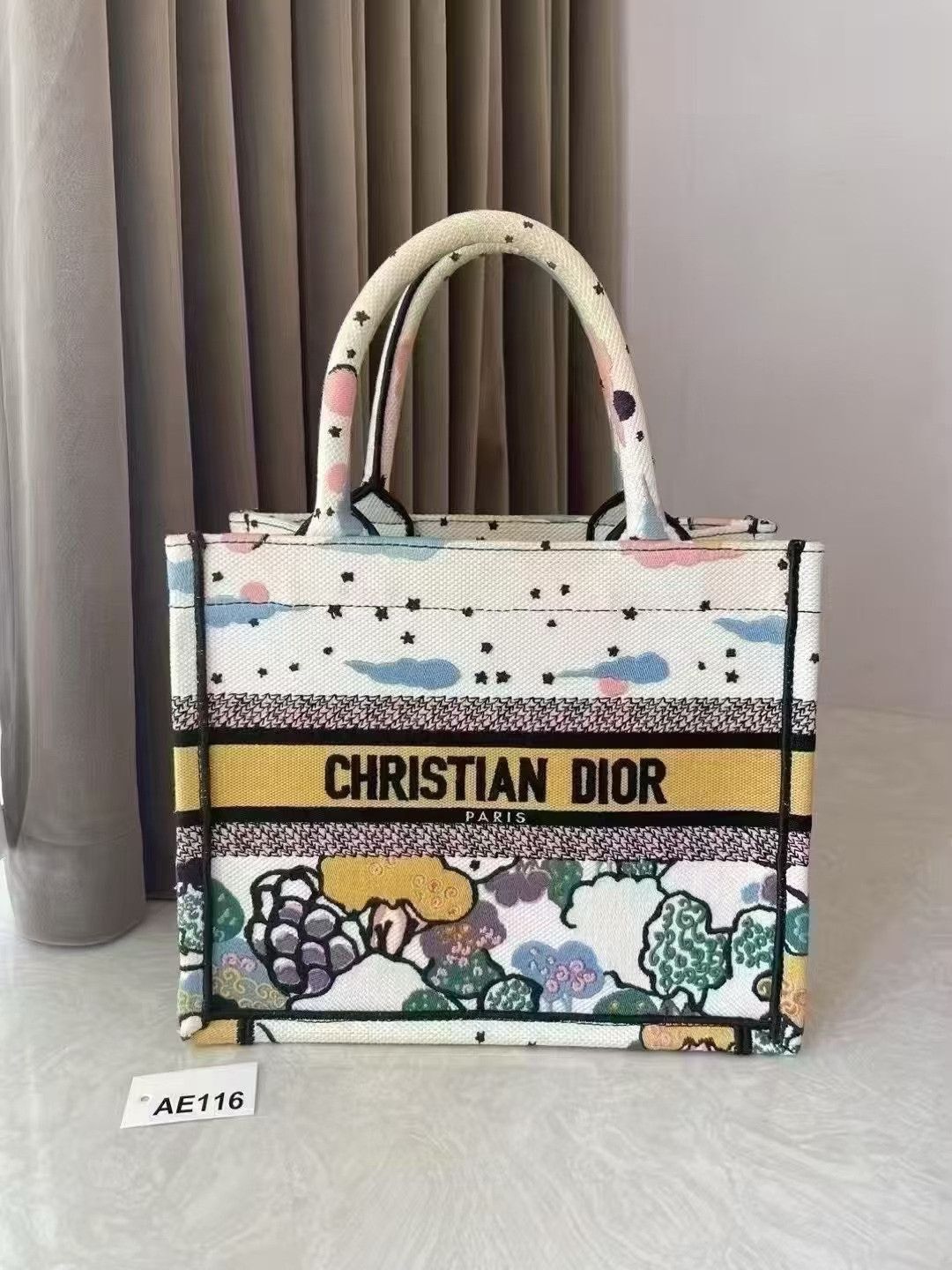 Dior Pre-loved Bag Very good condition Size ONE SIZE - 1 Thumbnail