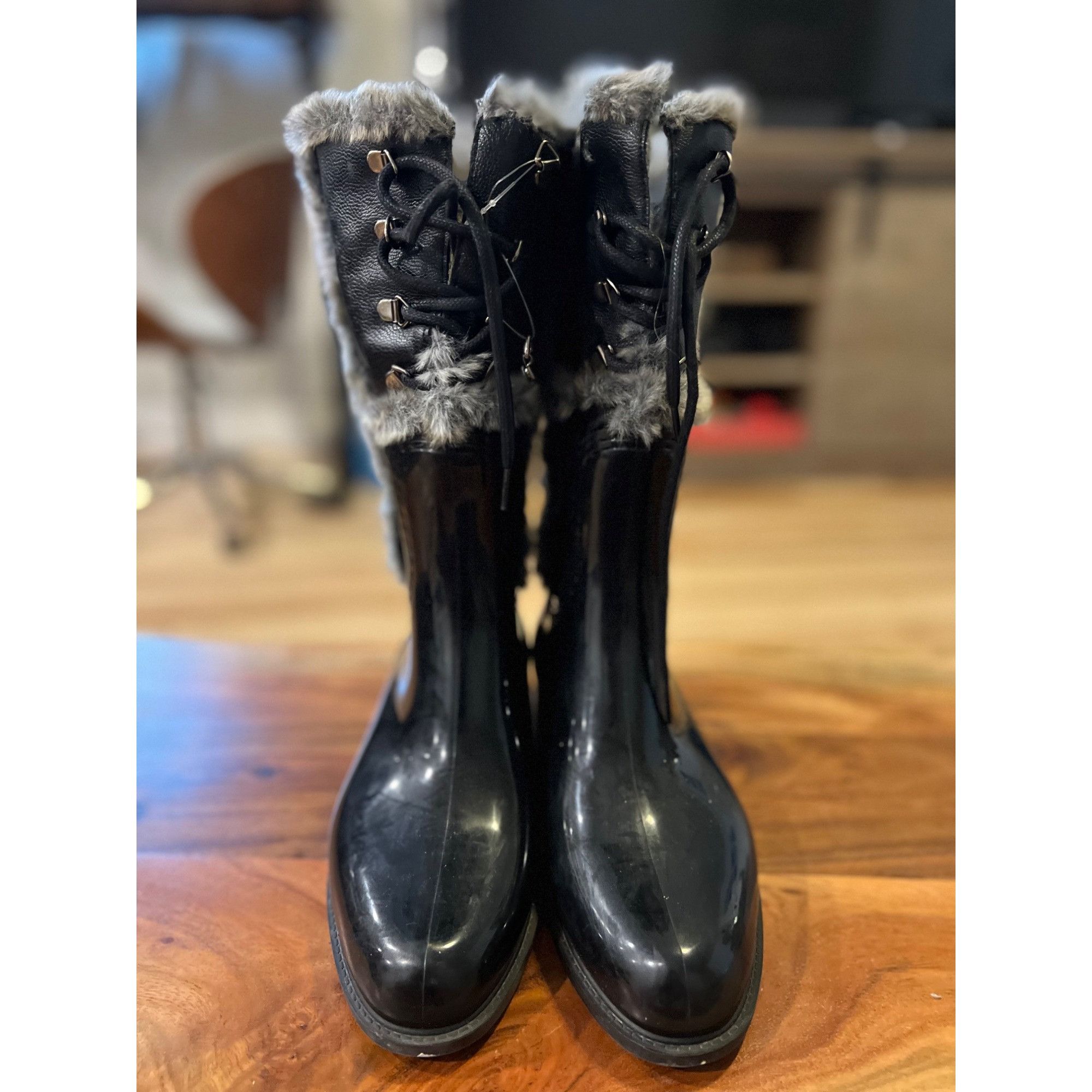 Stuart Weitzman Stuart Weitzman Faux Fur Rain Boots - Size 8.5 Size US 8.5 / IT 38.5 - 4 Thumbnail