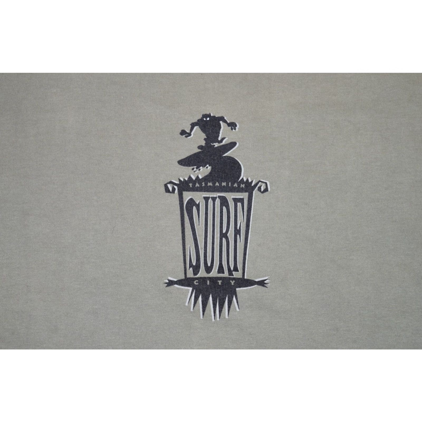 Vintage VINTAGE WARNER BROTHERS TASMANIAN DEVIL SURFING MUSCLE SHIRT TANK TOP 90s ARMY GREEN MEN'S XL GRAPHIC SURFER SKATER Size US XL / EU 56 / 4 - 3 Thumbnail