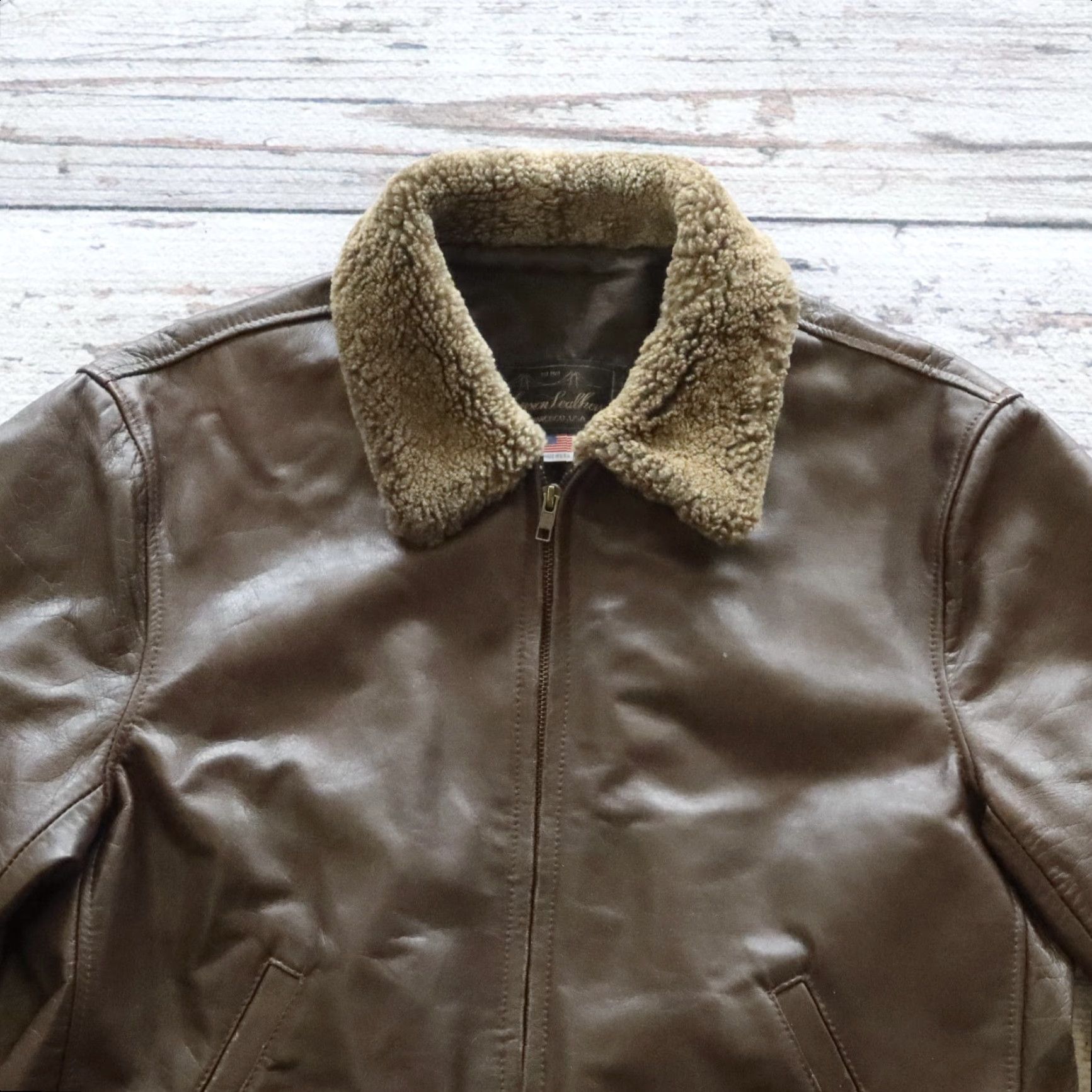 Vintage VINTAGE Johnson Leathers Bomber Jacket Mens Leather Brown 40 US Made USA Weekends? Size US XXS / EU 40 - 2 Thumbnail