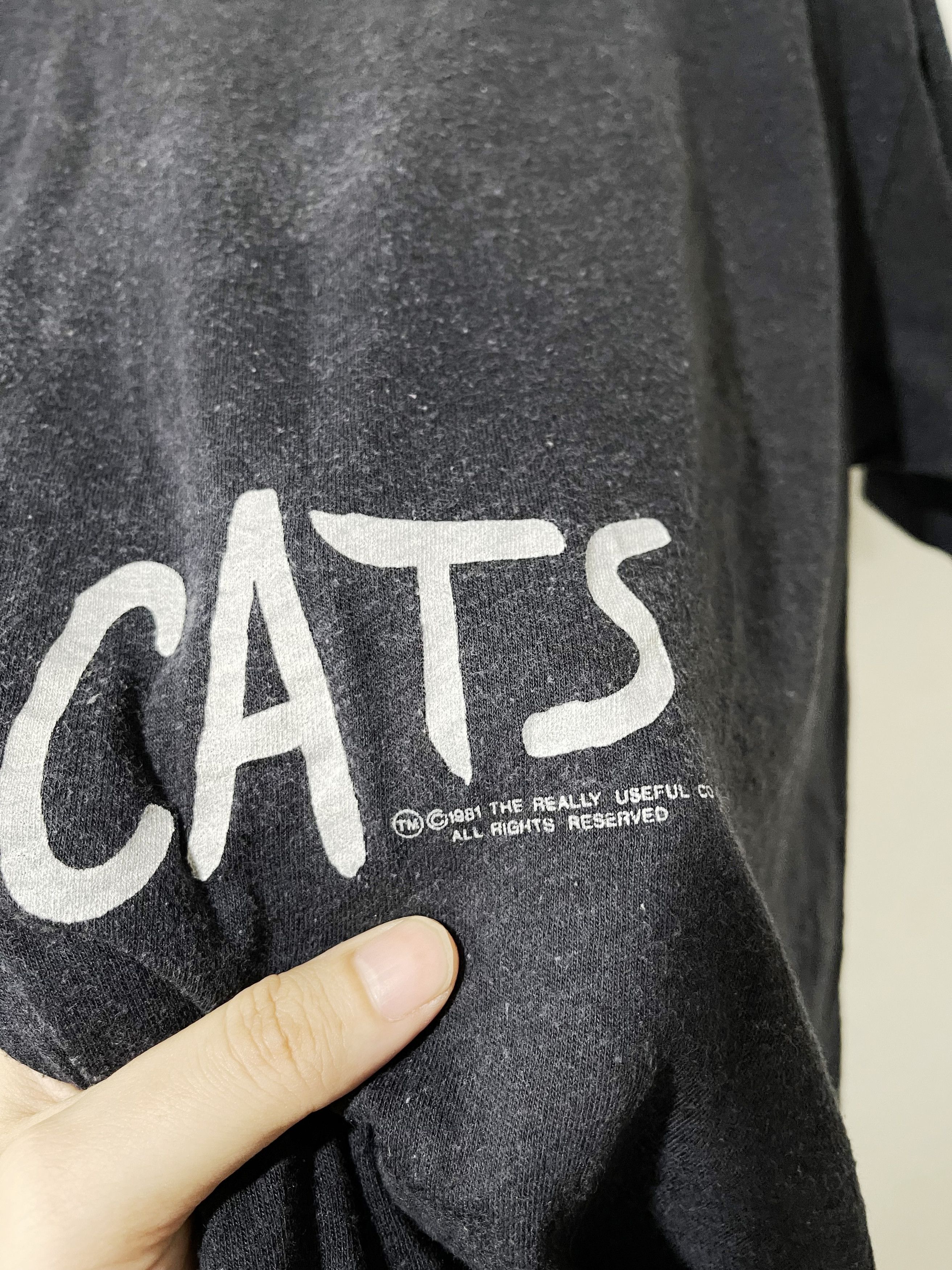 Vintage Vintage 1981 Cats Musical Andrew Lloyd Webber Tee Size US L / EU 52-54 / 3 - 4 Thumbnail
