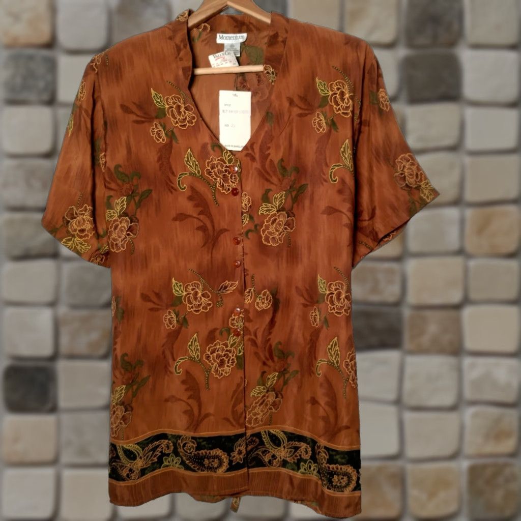 Vintage Momentum Blouse Women's Plus 2X Brown Floral Short Sleeve Tie Back Vintage 90s NOS Fairy V-Neck Button Blouse Size XXL / US 16-18 / IT 52-54 - 1 Thumbnail