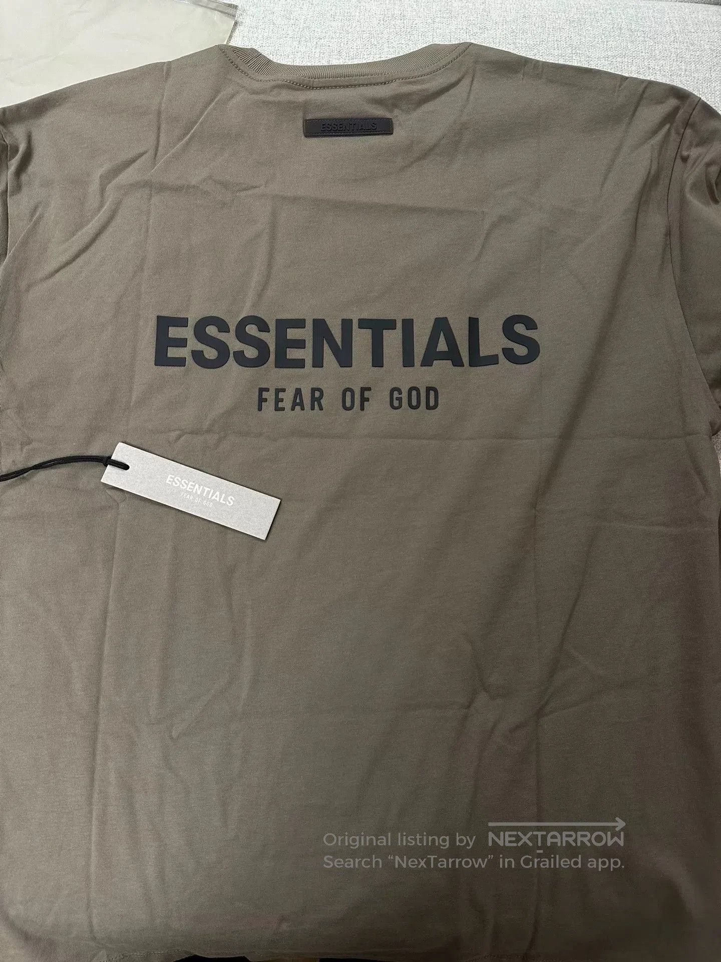 Fear of God FOG Essentials SS21 Taupe Short Sleeve M. Size US M / EU 48-50 / 2 - 3 Thumbnail