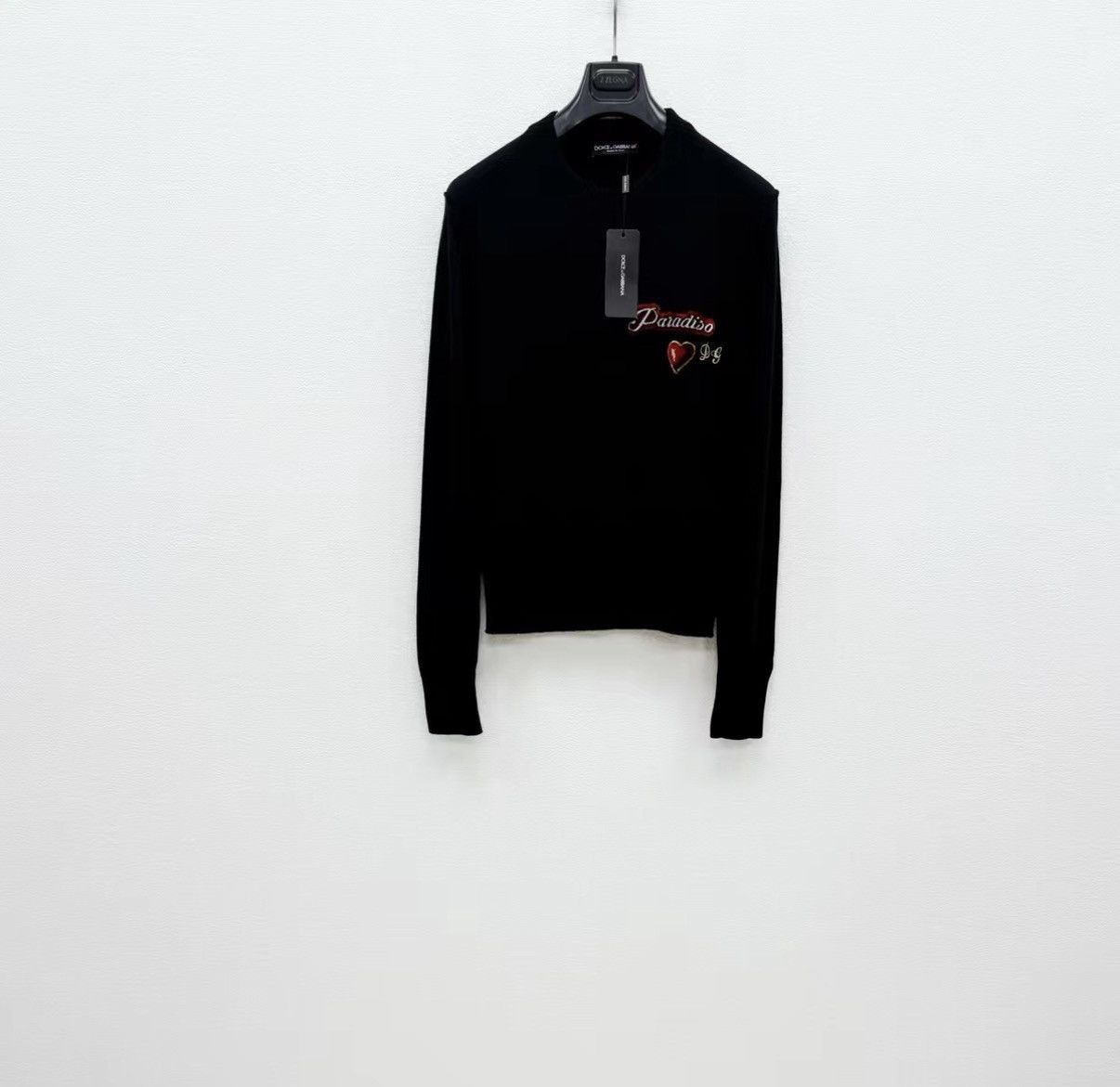 Dolce & Gabbana Black Embroidered 'Paradiso' Heart Sweater Size US M / EU 48-50 / 2 - 1 Thumbnail