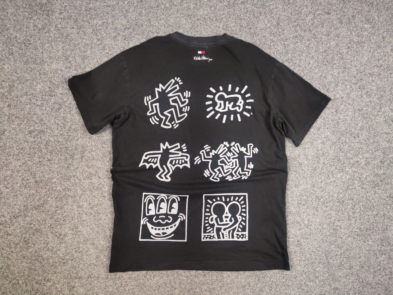 Tommy Hilfiger Tommy Hilfiger Keith Haring oversized Logo Graphite Shirt Size US XL / EU 56 / 4 - 13 Thumbnail
