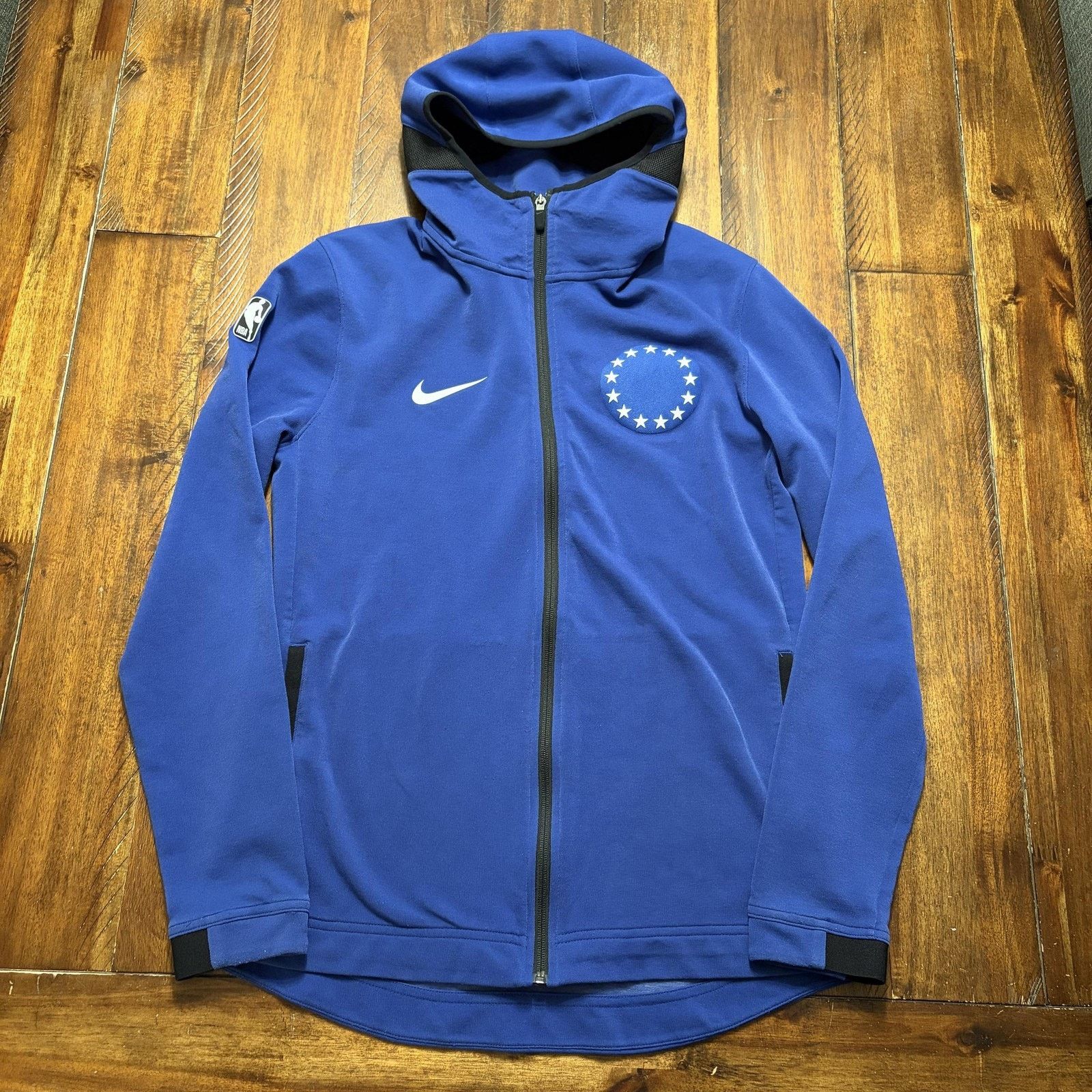Nike Philadelphia 76ers Jacket Mens Medium Blue NBA Basketball Size US M / EU 48-50 / 2 - 2 Thumbnail