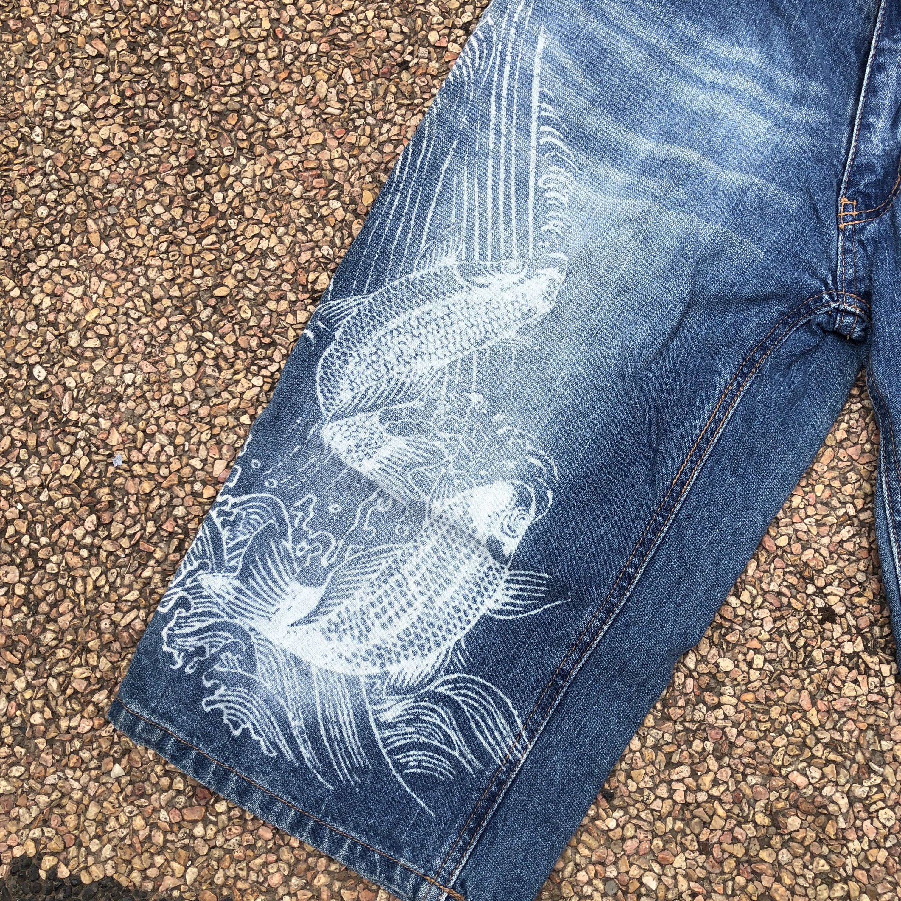Japanese Brand Crazy vintage jorts y2k print koi japan Size US 32 / EU 48 - 3 Thumbnail
