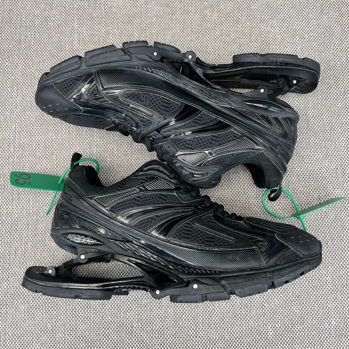 Balenciaga balenciaga low-top sneakers Size US 11 / EU 44 - 5 Thumbnail