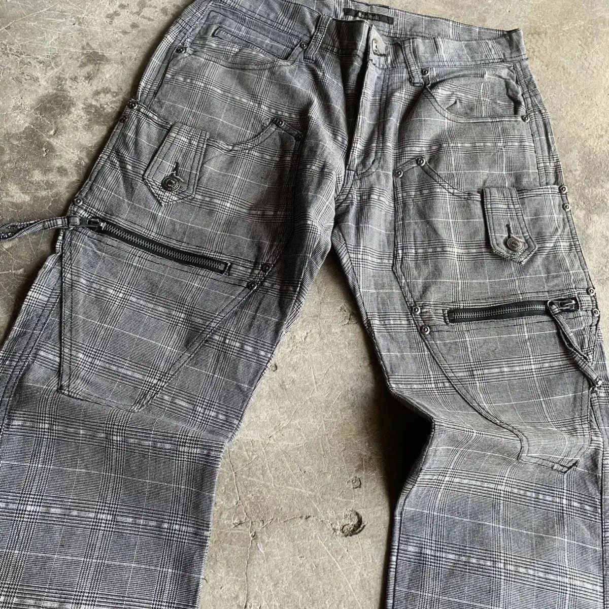 Bee Line by Billionaire Boys Club 💥 STEALS 💥BEE BELL Japan Multipocket VERY RARE Plaid Pants Size US 30 / EU 46 - 6 Thumbnail