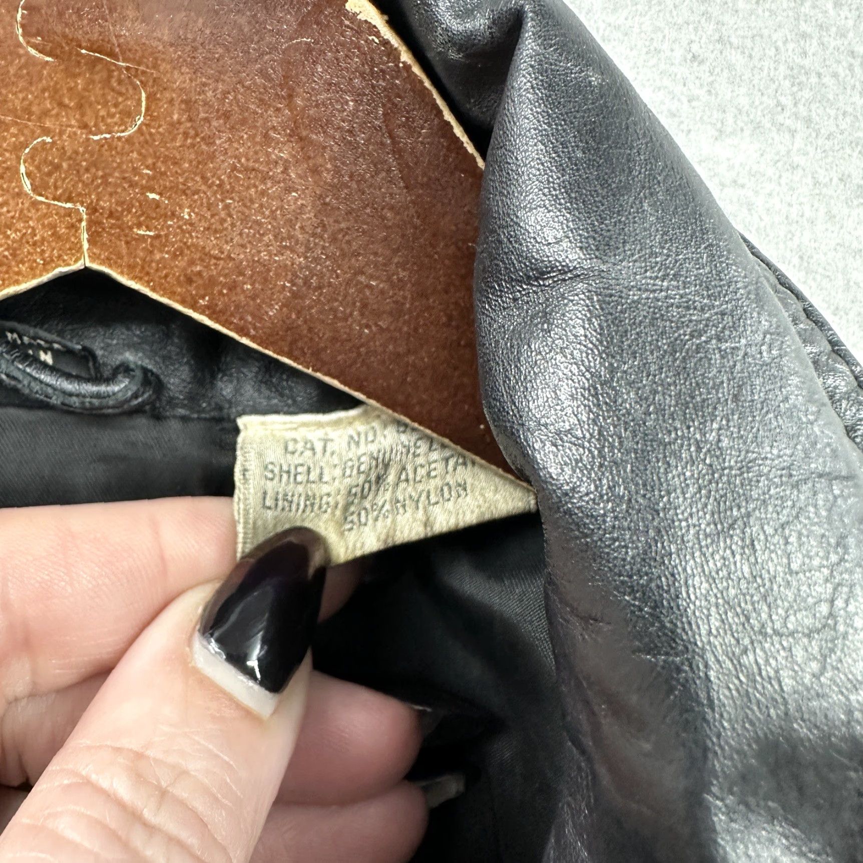 Vintage VINTAGE Together Leather Jacket Women Size 10 Black Moto Western Fringe Long Sleeve Size L / US 10 / IT 46 - 7 Thumbnail