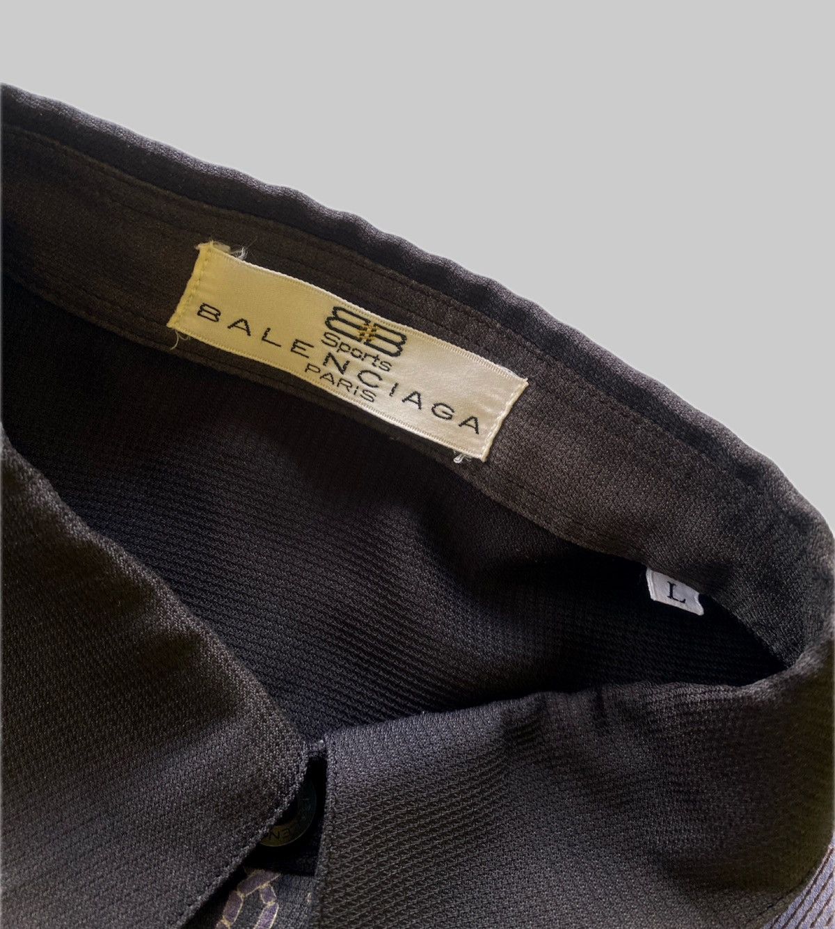 Balenciaga 1990s Balenciaga Sports Sunfades Oversized Shirt Size US L / EU 52-54 / 3 - 3 Thumbnail